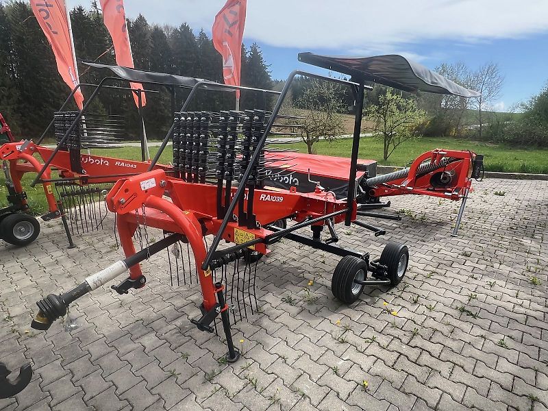 Kubota RA 1039