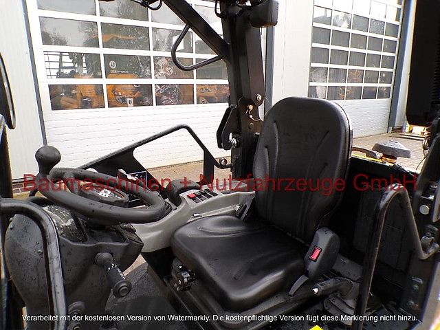 JCB 403 Radlader 25PS Klappdach