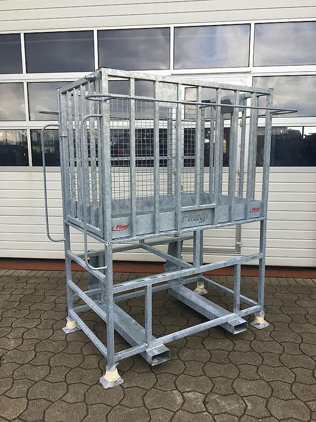 Fliegl Arbeitsbühne/ Abreitskorb hoch vollverzinkt