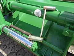 Celli Schlegelmulcher 230 cm Arbeitsbreite bis zu 60cm Seitenverschiebung 24 Hammerschlegel Gewicht ca 900kg Kein Maschio Tehnos Müthing Mulchgerät Heckmulcher Universalmulcher Schlegelmulchgerät Hammermulcher Hammermulchgerät