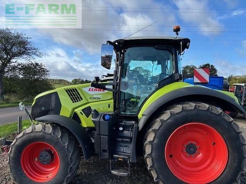 Claas AXION 830