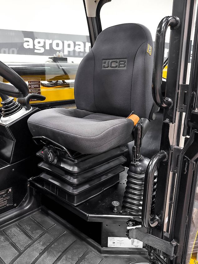 JCB 540-170 Sway 17 m lifting height, 4.000 kg capacity, Joystick, air conditioner, pallet forks, Sway, hydraulic fork positioner