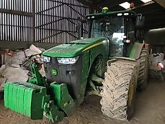 John Deere 8260 R