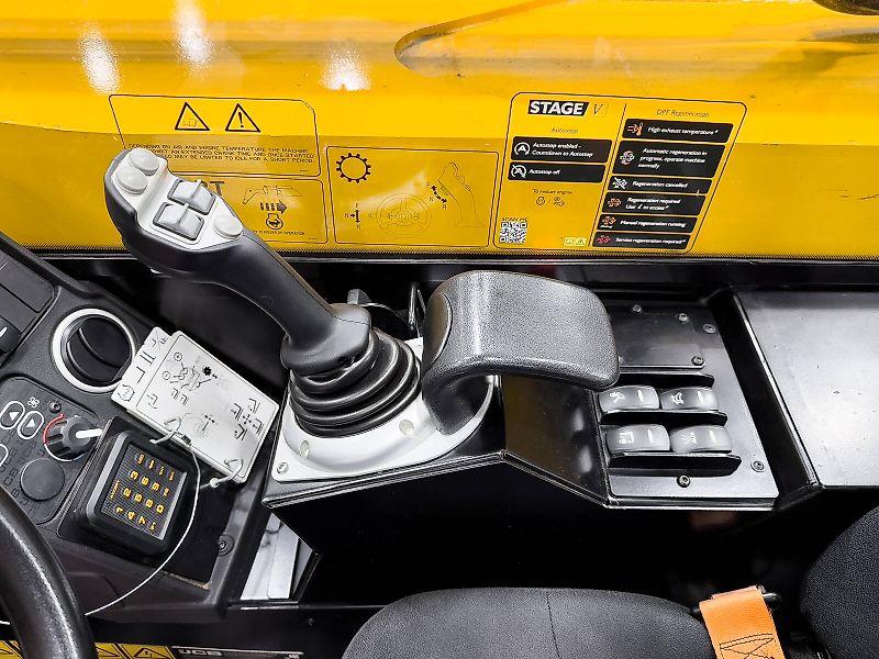 JCB 540-170 Sway 17 m lifting height, 4.000 kg capacity, Joystick, air conditioner, pallet forks, Sway, hydraulic fork positioner