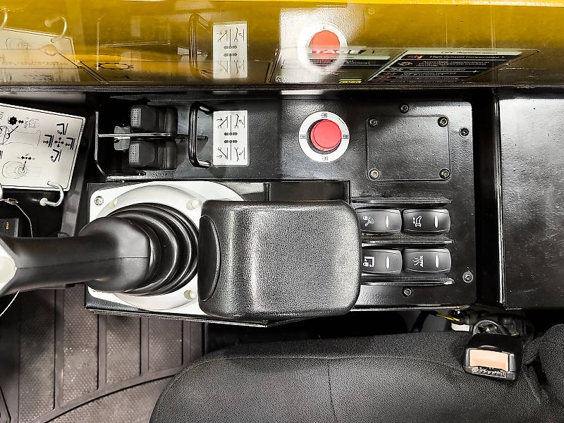 JCB 540-170 Sway 17 m lifting height, 4.000 kg capacity, Joystick, air conditioner, pallet forks, Sway, hydraulic fork positioner