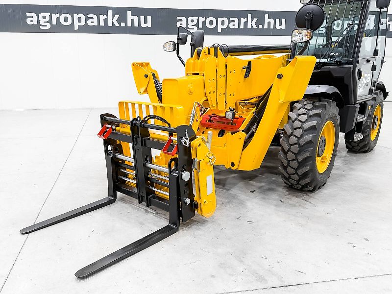 JCB 540-170 Sway 17 m lifting height, 4.000 kg capacity, Joystick, air conditioner, pallet forks, Sway, hydraulic fork positioner