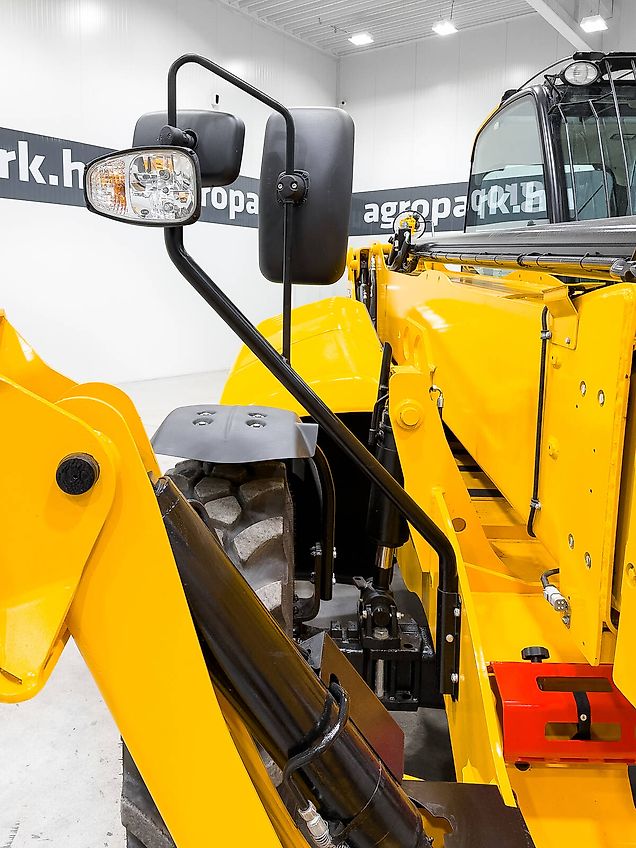 JCB 540-170 Sway 17 m lifting height, 4.000 kg capacity, Joystick, air conditioner, pallet forks, Sway, hydraulic fork positioner