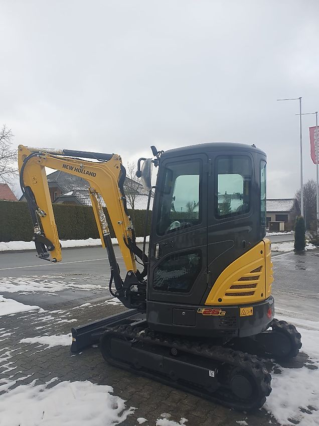New Holland E26C