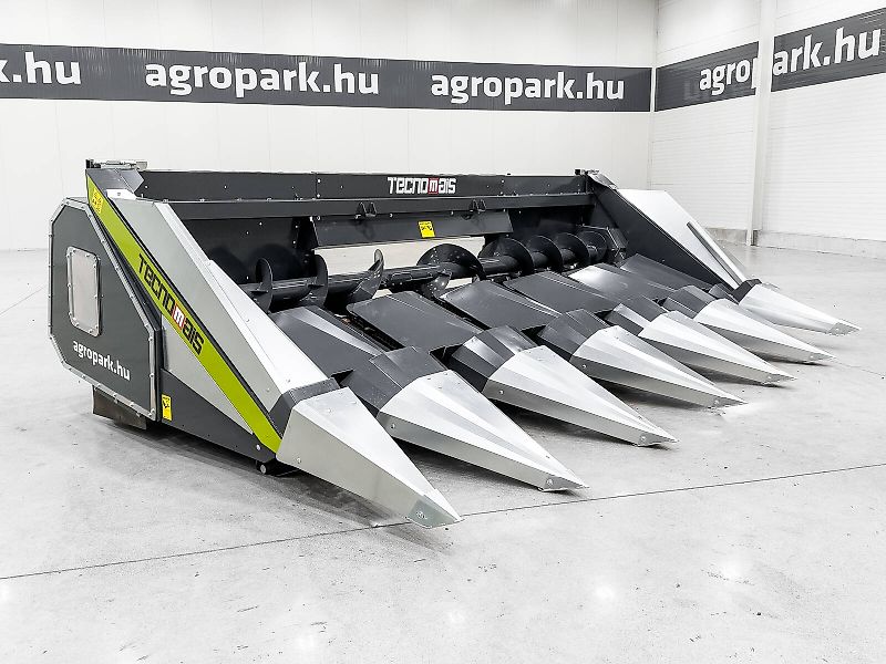 Tecnomais TM3 6R 6 row (75 cm), rigid corn header for Claas Tucano and Lexion combines, with chopper and stalk crushers
