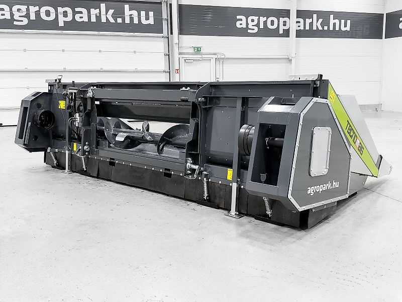 Tecnomais TM3 6R 6 row (75 cm), rigid corn header for Claas Tucano and Lexion combines, with chopper and stalk crushers