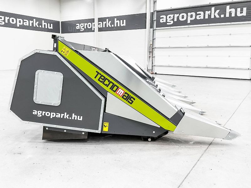 Tecnomais TM3 6R 6 row (75 cm), rigid corn header for Claas Tucano and Lexion combines, with chopper and stalk crushers