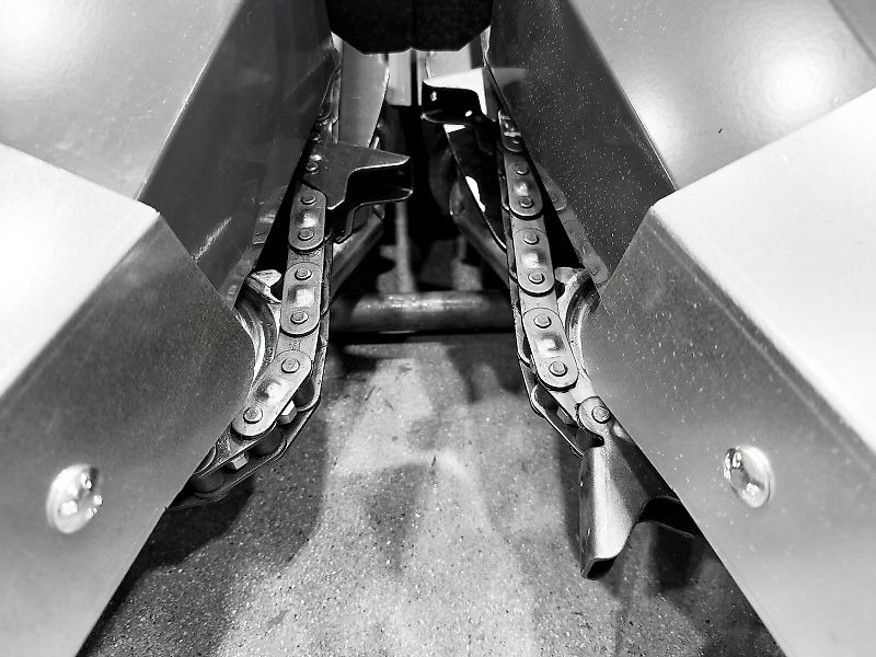 Tecnomais TM3 6R 6 row (75 cm), rigid corn header for Claas Tucano and Lexion combines, with chopper and stalk crushers