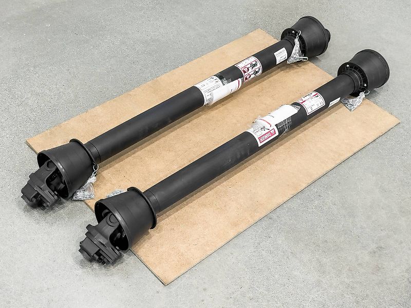 Tecnomais TM3 6R 6 row (75 cm), rigid corn header for Claas Tucano and Lexion combines, with chopper and stalk crushers