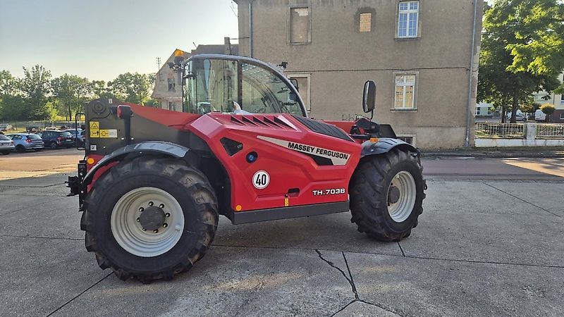 Massey Ferguson TH.7038