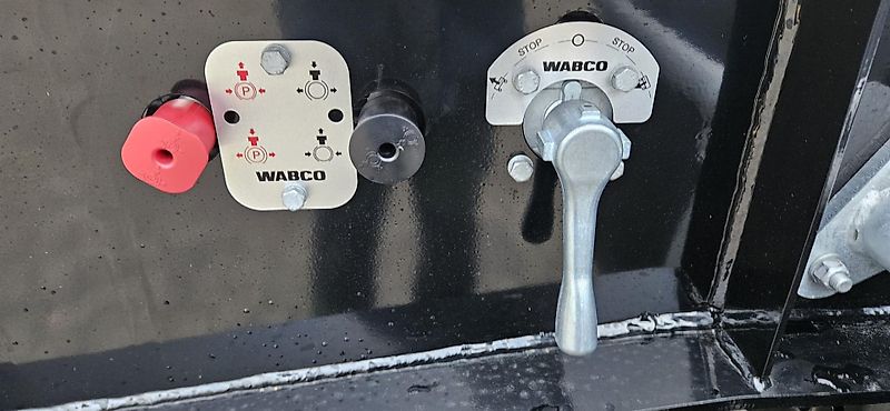 Kröger EAD14 unterschiedliche Bereifung möglich