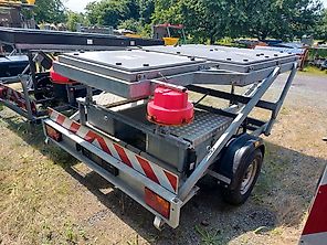 Trebbiner Horizont VWT E VLT Verkehrsleittafel Leittafel Sicherungsanhänger Verkehrsleitanhänger Verkehrssicherungsanhänger Absperrtafel Sperrwand Nissen Verkehrssicherung Vorwarner Vorwarntafel