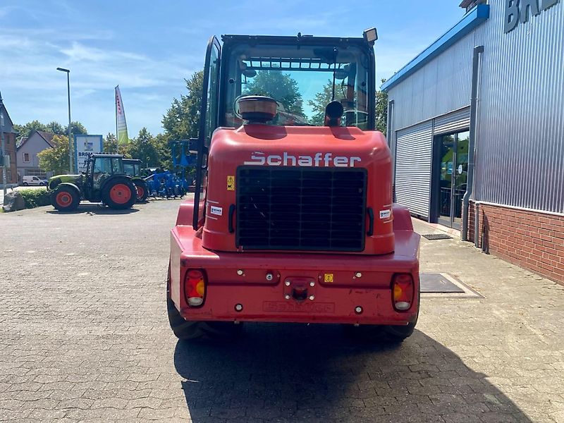 Schäffer 9530 T, Teleskop, Zentralschmierung, Bereifung neu