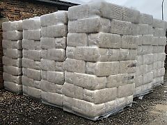 Leinstroh, Flachs, Einstreu für Boxen, Anhänger usw