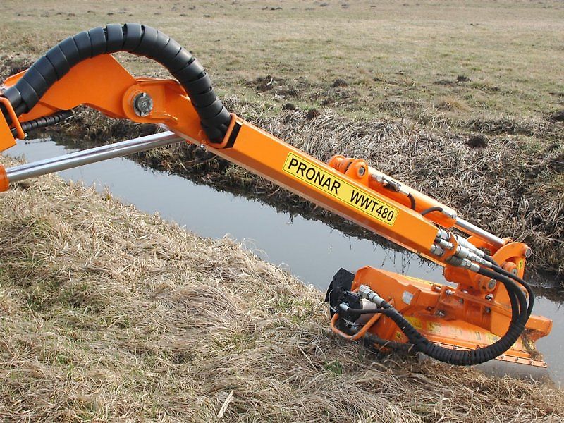 Pronar WWT Auslegemulcher Mulchkopf Astschere Astsäge Mulcher