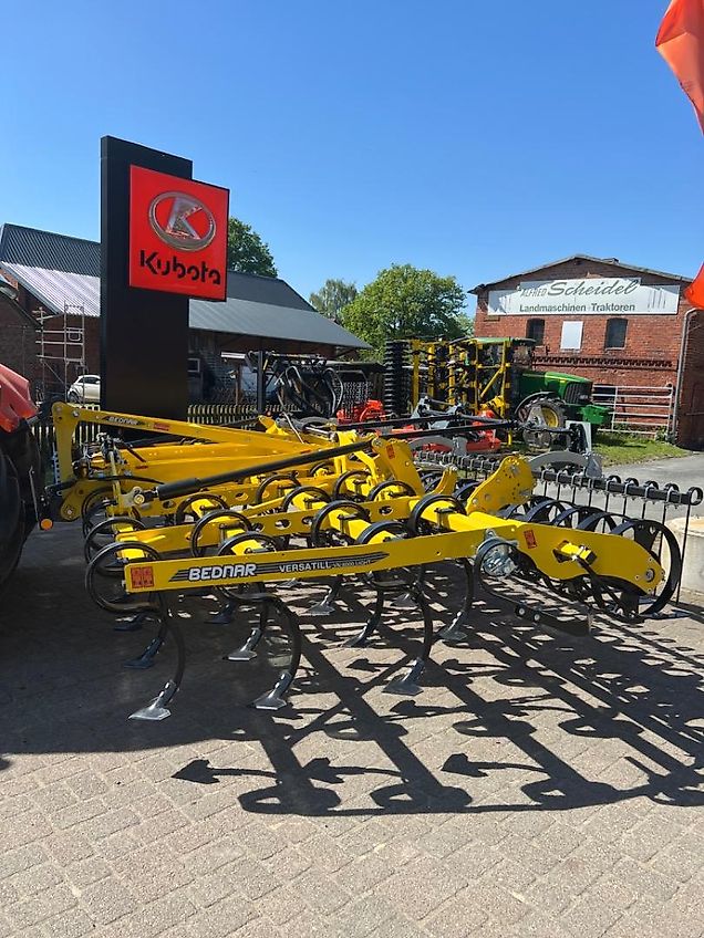 Bednar Versatill VN6000L