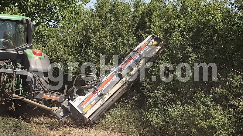 Aardenburg Beta XL 2400-2600 Grizzly / Böschungsmulcher 240-260 cm