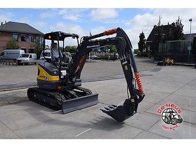 Eurotrac HE26SR Eurotrac HE26SR
