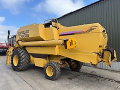 New Holland TX66 Combine Harvester c/w 20ft Header