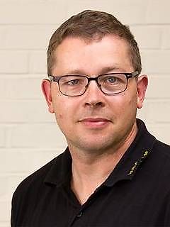 kapcsolattartó Úr Frank Burchert