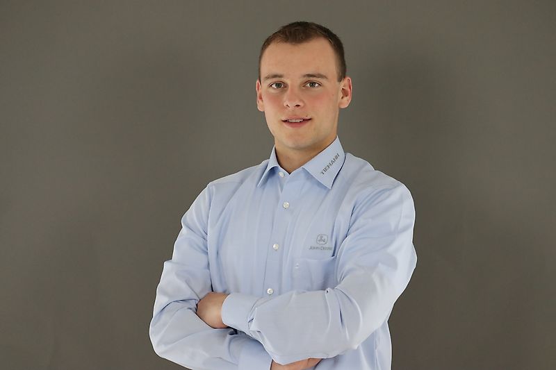 kapcsolattartó Úr Max Hepping