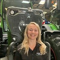 kapcsolattartó Hölgy Emmely Birkballe