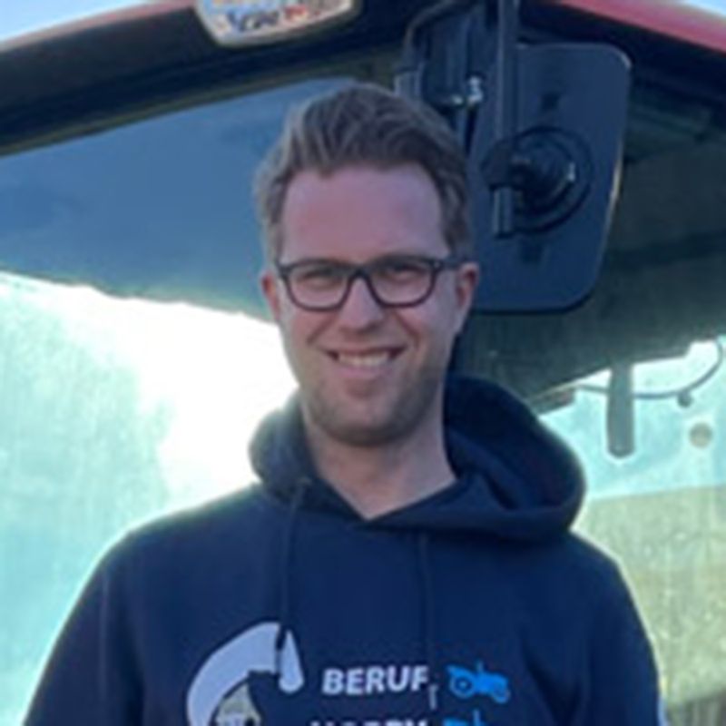 kapcsolattartó Úr Daniel Dirkes