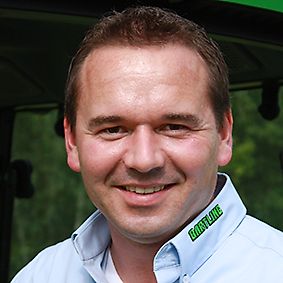 kapcsolattartó Úr Frank Oberschelp