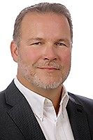 kapcsolattartó Roger Immig