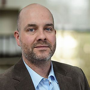 kapcsolattartó Úr Timo Dammeyer