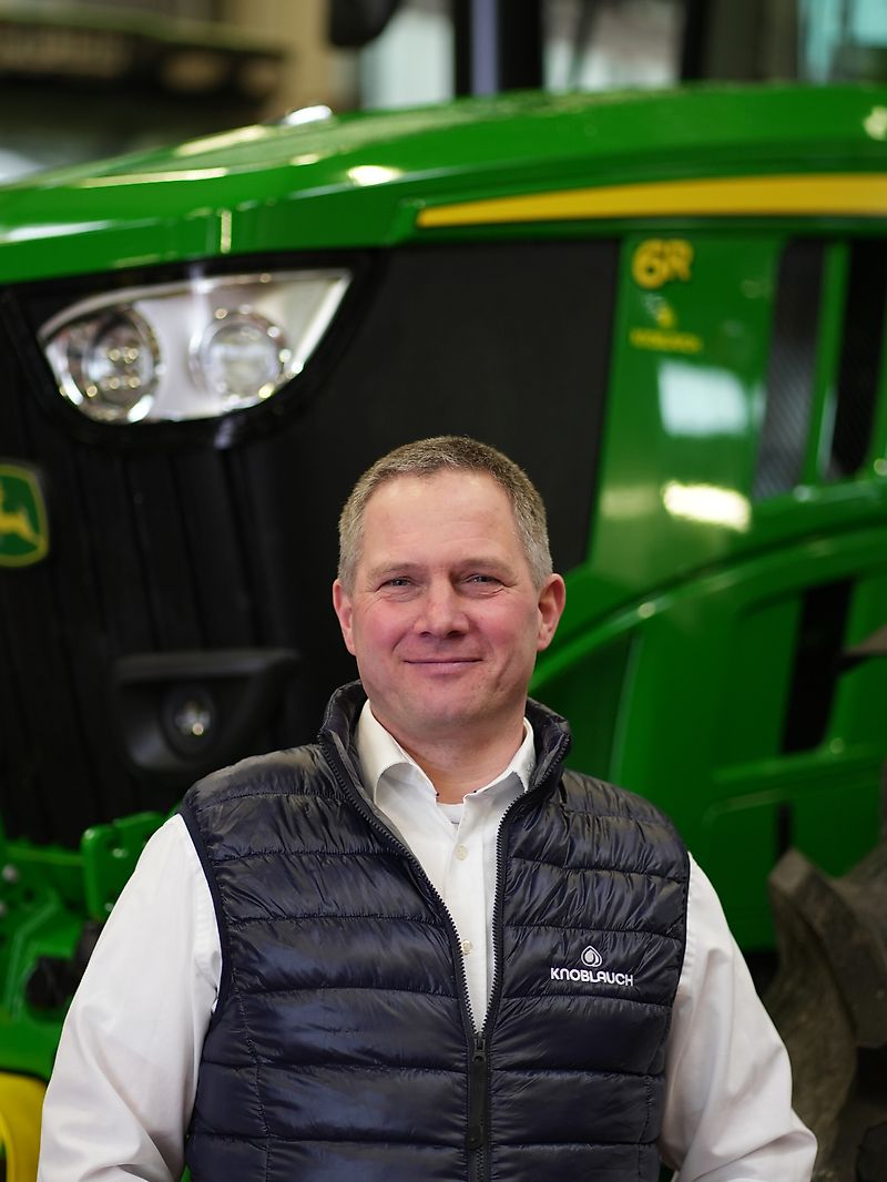 kapcsolattartó Úr Reinhold Frei